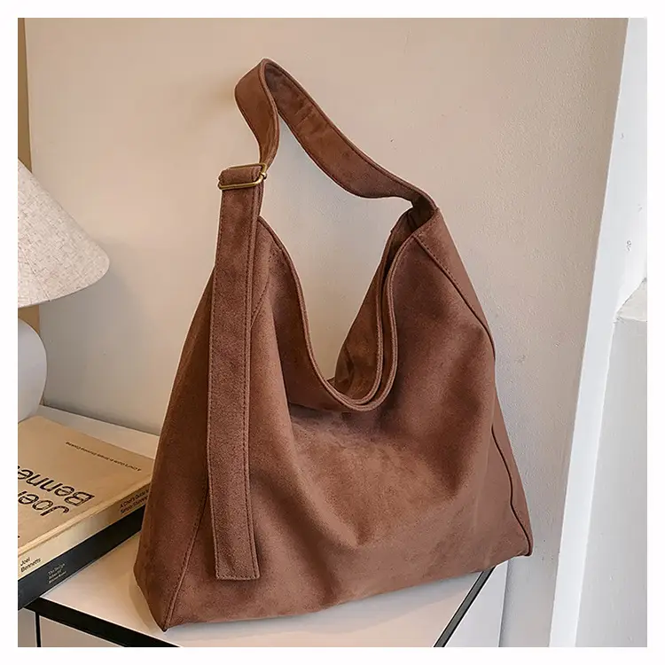 Black Crossbody Tote Bag Large Capacity 2025 — feature 17