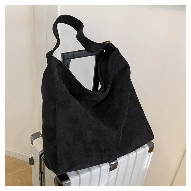 Black Crossbody Tote Bag Large Capacity 2025 — feature 20