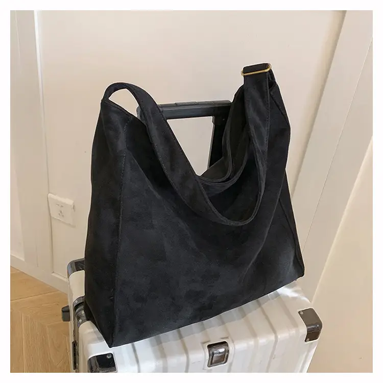 Black Crossbody Tote Bag Large Capacity 2025 — feature 22