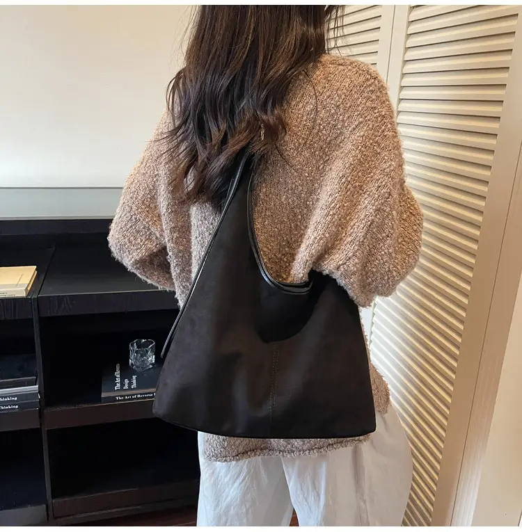 Black Suede Shoulder Crossbody Bag for Women Large Capacity 2026 — feature 17