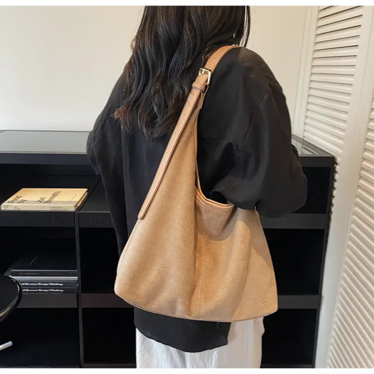 Black Suede Shoulder Crossbody Bag for Women Large Capacity 2026 — feature 29