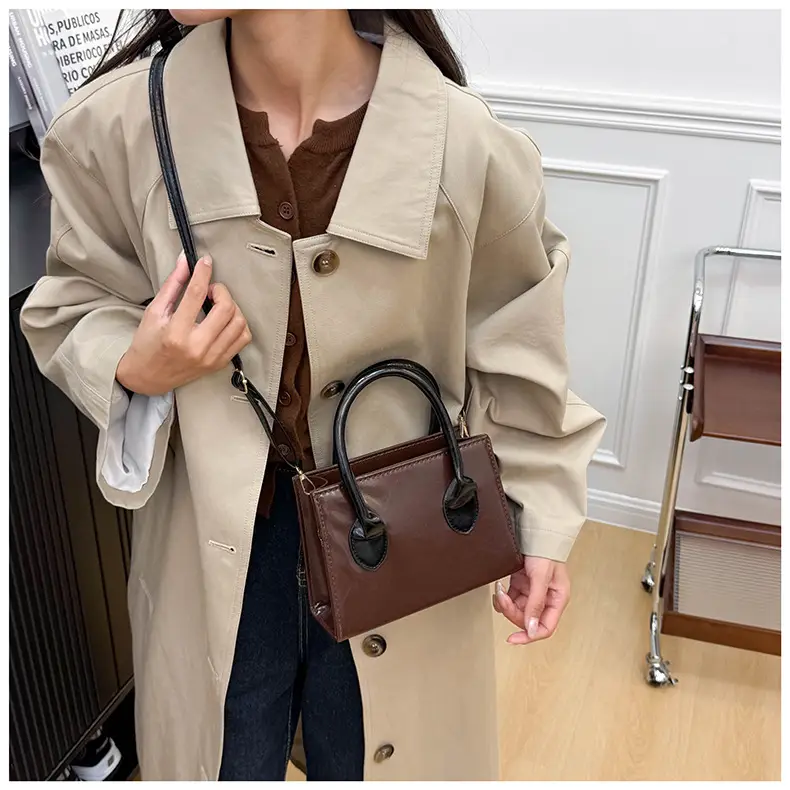 Black Korean Style Crossbody Bag for Women 2025 — feature 16