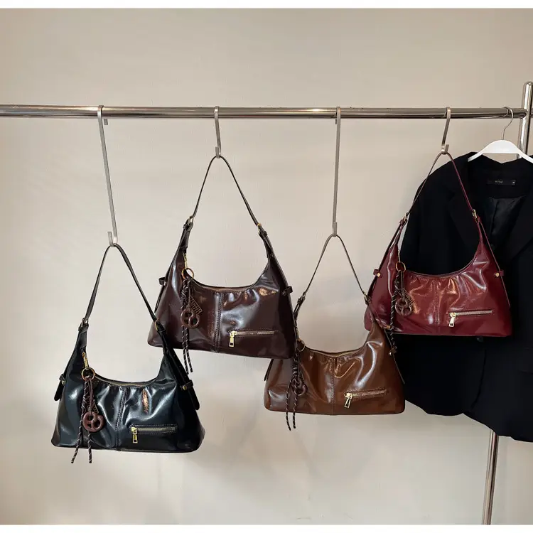 Vintage Red Leather Crossbody Bag for Women 2026 — feature 1