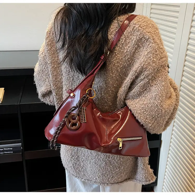Vintage Red Leather Crossbody Bag for Women 2026 — feature 10