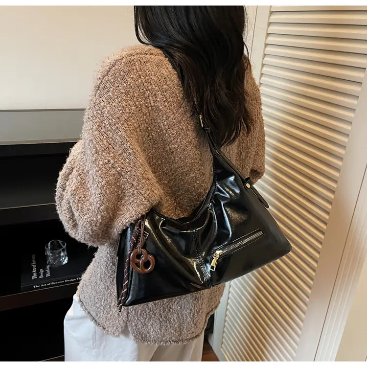 Vintage Red Leather Crossbody Bag for Women 2026 — feature 14