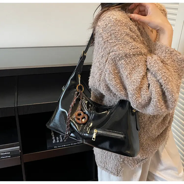Vintage Red Leather Crossbody Bag for Women 2026 — feature 16