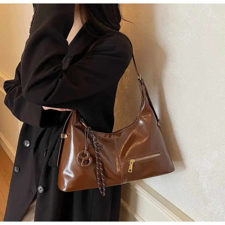 Vintage Red Leather Crossbody Bag for Women 2026 — feature 21