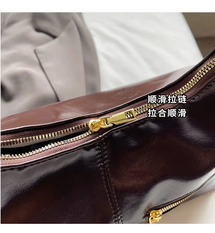 Vintage Red Leather Crossbody Bag for Women 2026 — feature 3