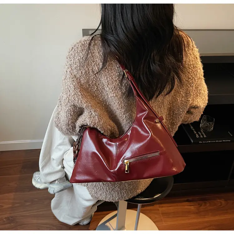 Vintage Red Leather Crossbody Bag for Women 2026 — feature 8