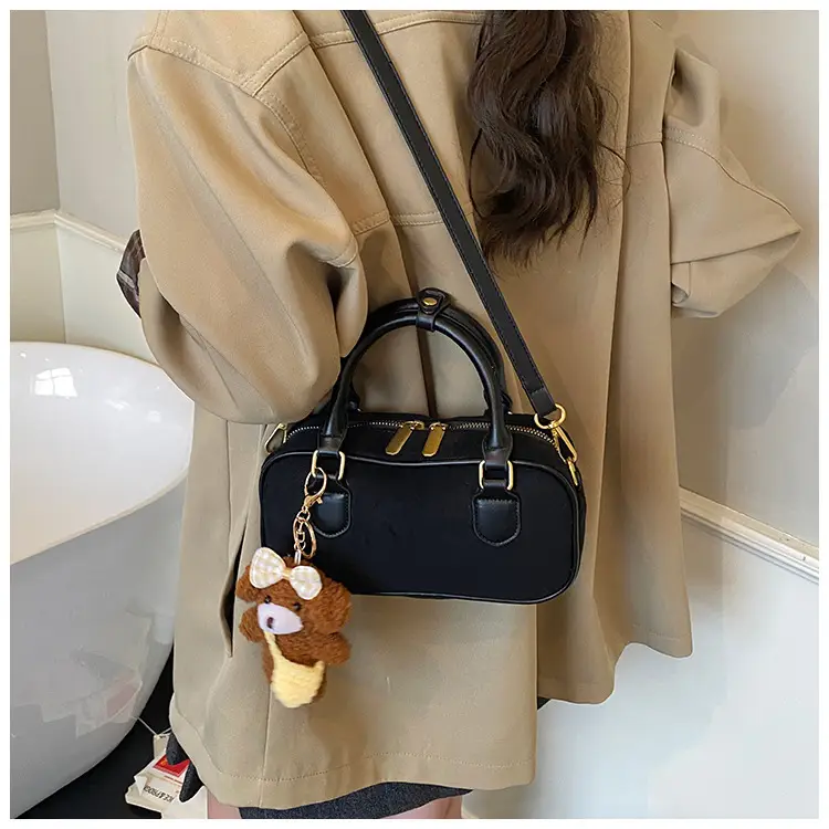 Brown Textured Shoulder Bag for Women Autumn Style — feature 15