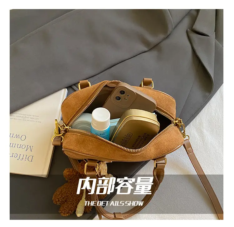 Brown Textured Shoulder Bag for Women Autumn Style — feature 2