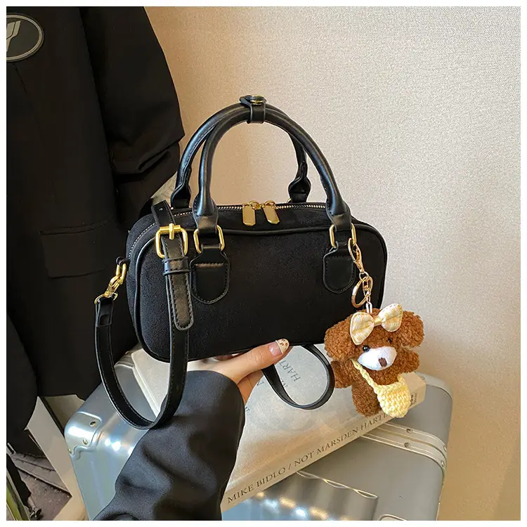 Brown Textured Shoulder Bag for Women Autumn Style — feature 21
