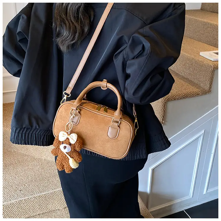 Brown Textured Shoulder Bag for Women Autumn Style — feature 8