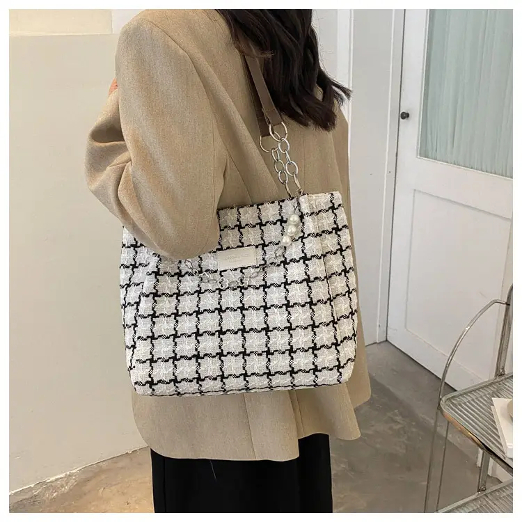 Cross-Border Plaid Women's Tote Bag — feature 9