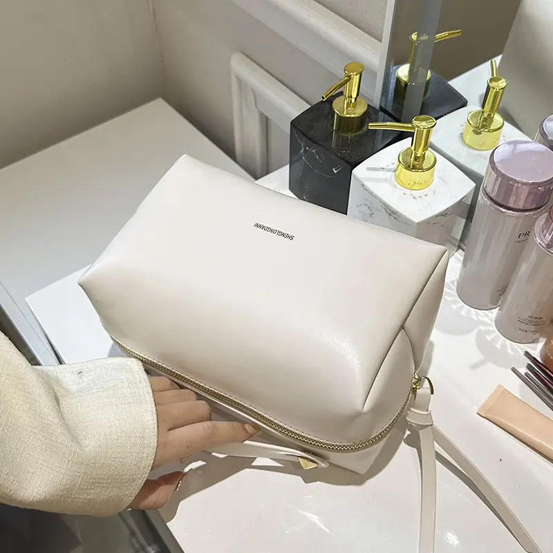 Large Capacity Pu Cosmetic Bag for Women