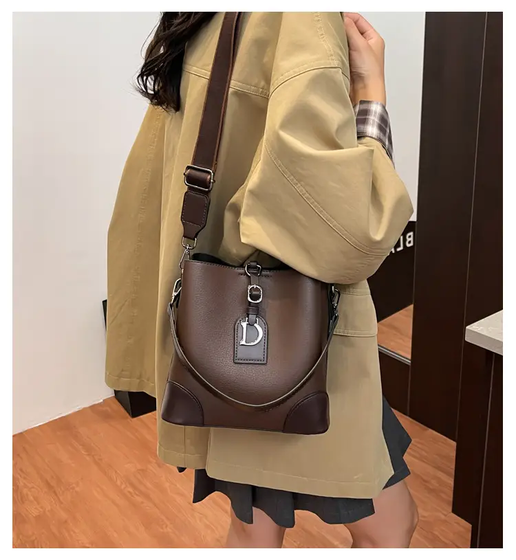 Women's Brown Bucket Bag Large Capacity Korean Style — feature 3