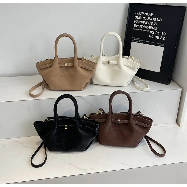 Women Large Capacity Tan Leather Tote Bag 2025 — feature 25