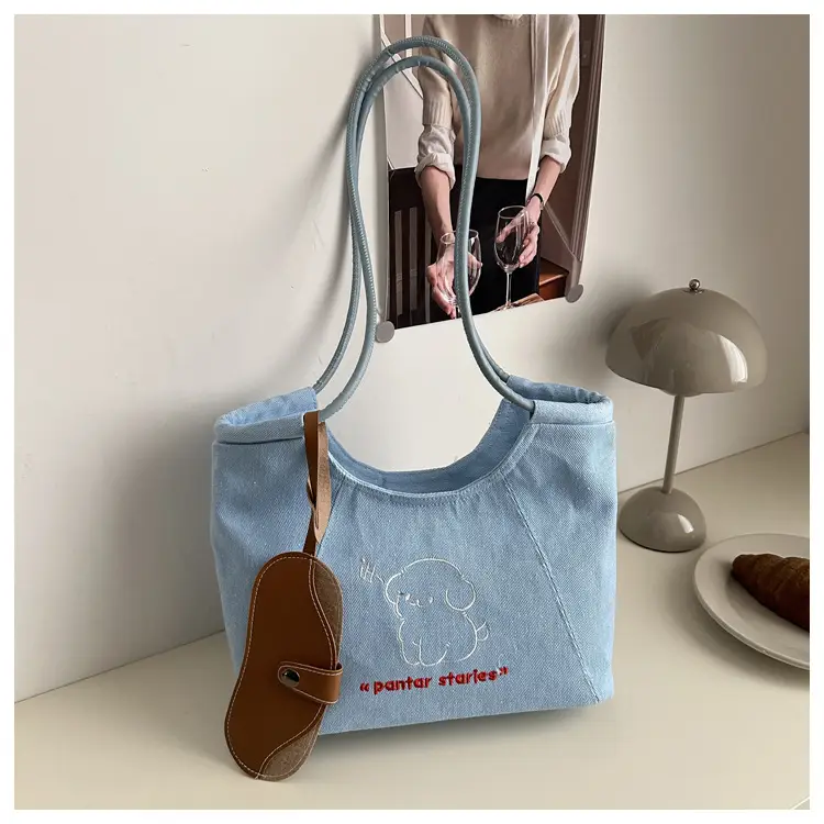 Female Korean Niche Puppy Large Capacity Tote Bag — feature 10