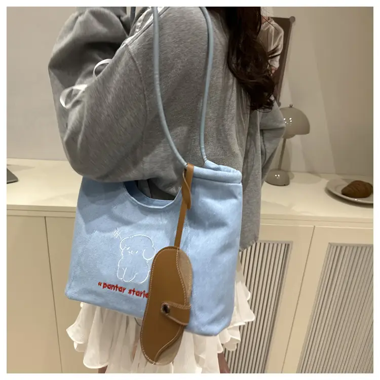 Female Korean Niche Puppy Large Capacity Tote Bag — feature 11