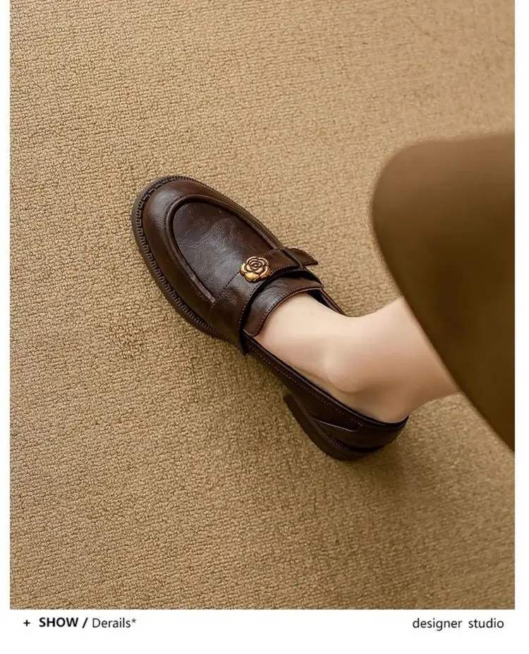 Mary Jane Soft Leather Camellia Loafers Women's 2025 Autumn New Small Leather Shoes Commuting Thick Slip-On Shoes — feature 7