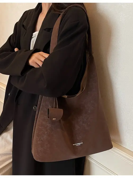 Black Velvet Large Capacity Shoulder Bag for Women
