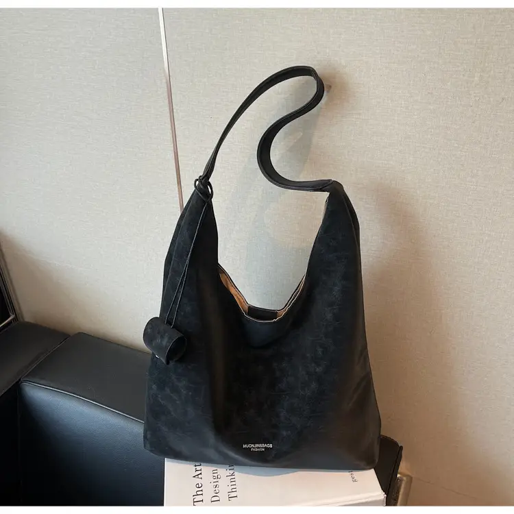 Black Velvet Large Capacity Shoulder Bag for Women — feature 11
