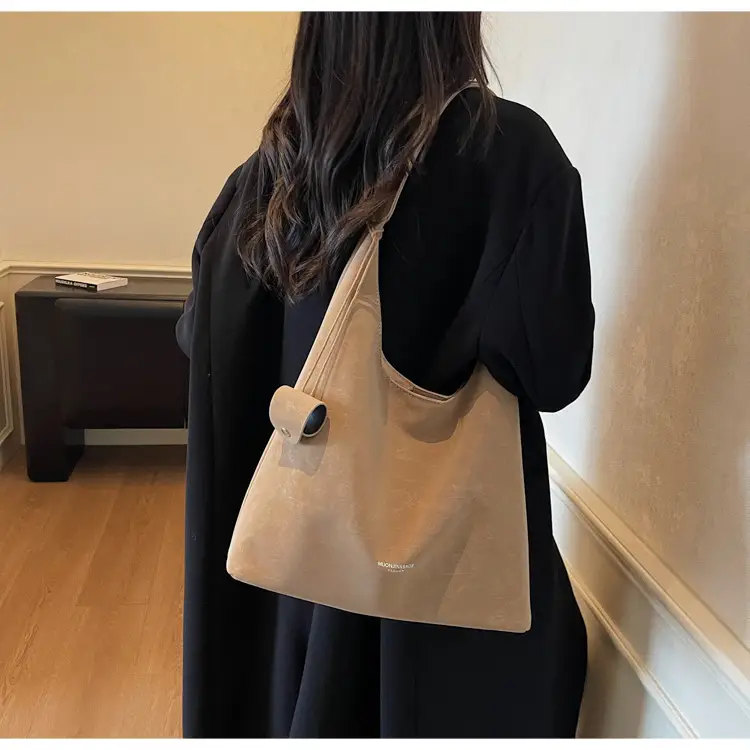 Black Velvet Large Capacity Shoulder Bag for Women — feature 24