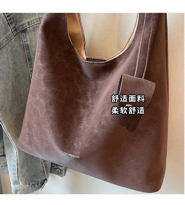 Black Velvet Large Capacity Shoulder Bag for Women — feature 6