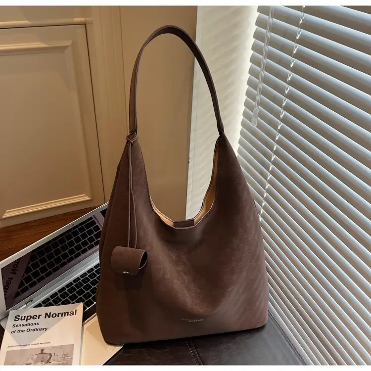 Black Velvet Large Capacity Shoulder Bag for Women
