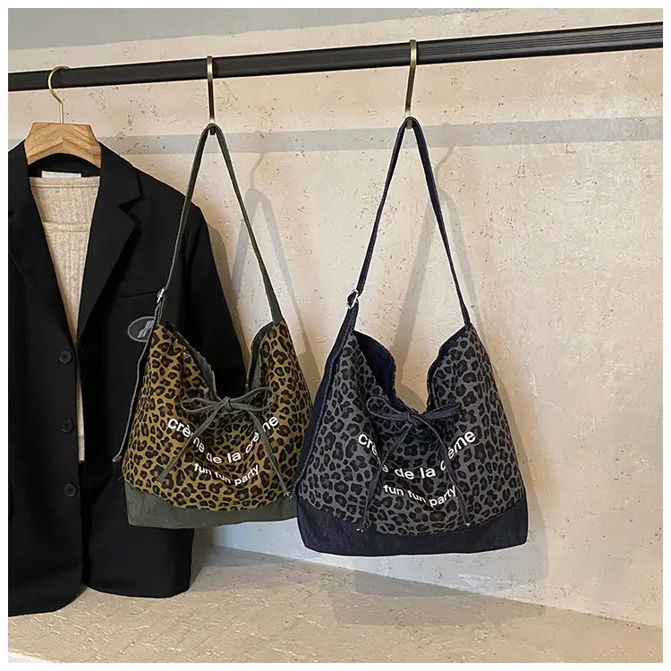 Leopard Print Denim Crossbody Bag Large 2026 — feature 1