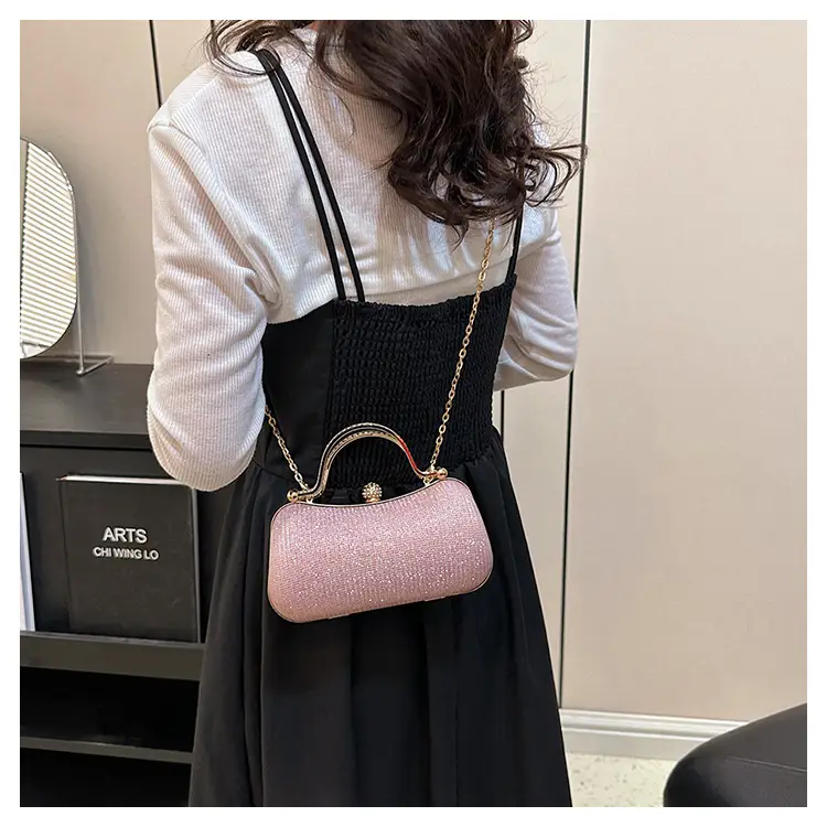 2025 Cross-Border Women's Chain Shoulder Bag Gold Embroidered — feature 25