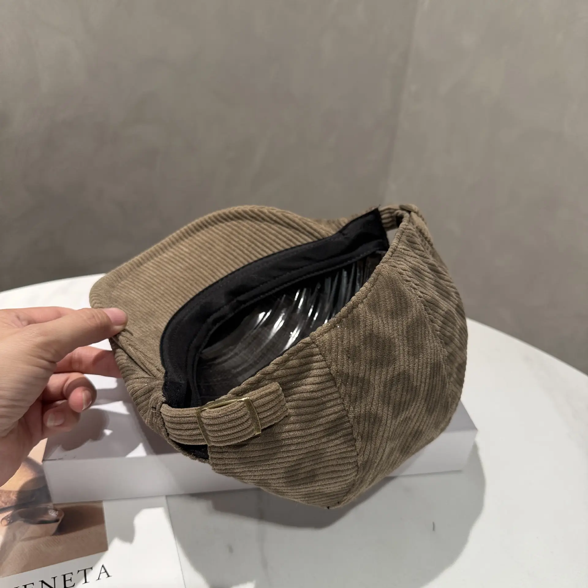 Vintage Leopard Print Forward Cap for Women — feature 3