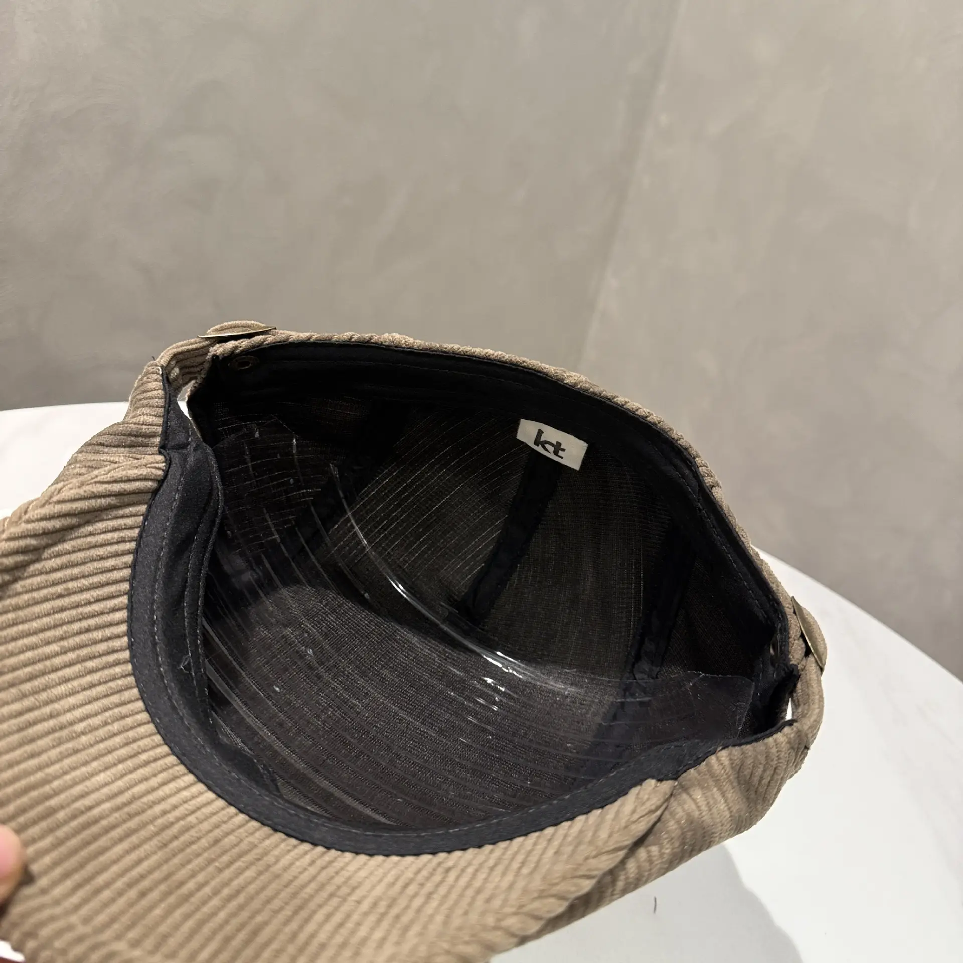 Vintage Leopard Print Forward Cap for Women — feature 4