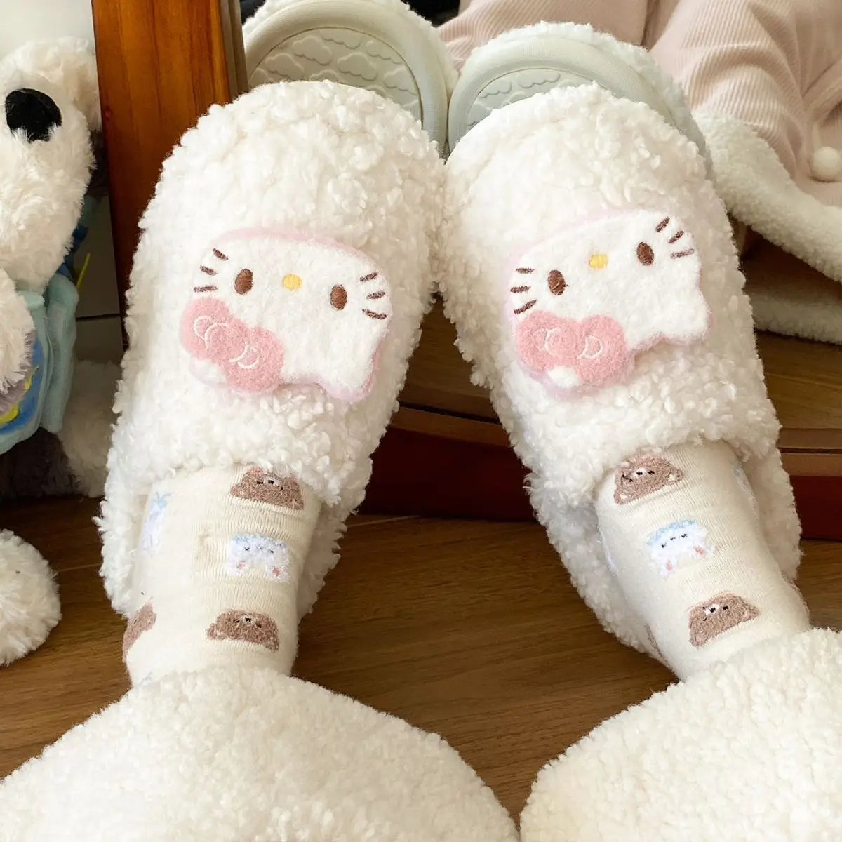 Cute Hello Kitty Wool Winter Slippers Cream — feature 24