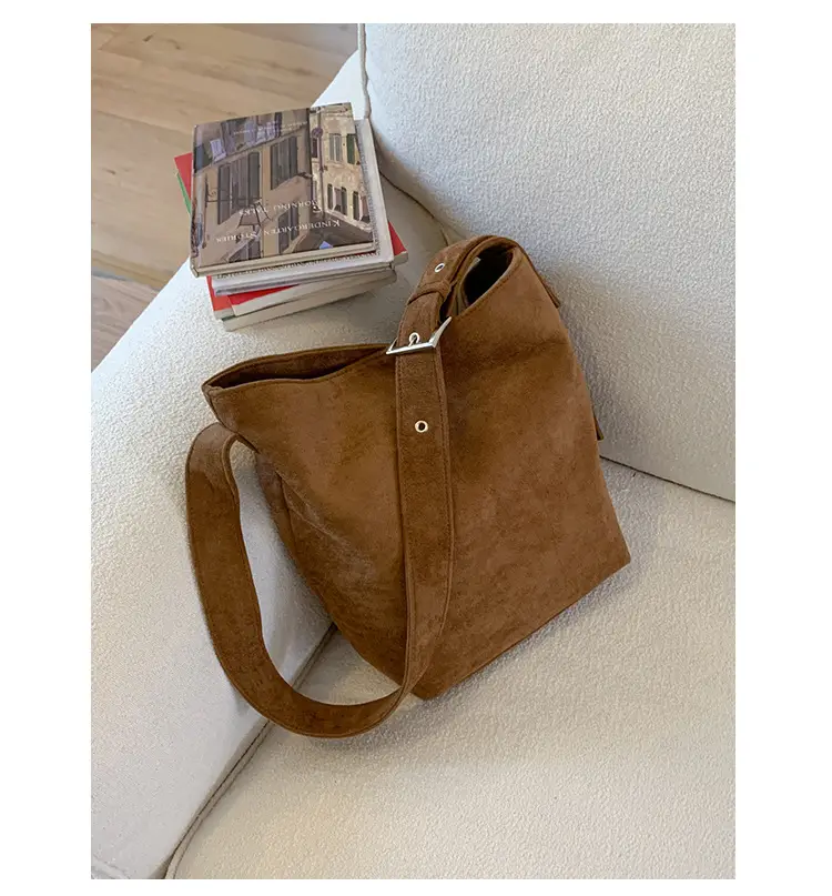 Leopard Print Large Cap Bag Women 2025 — feature 11