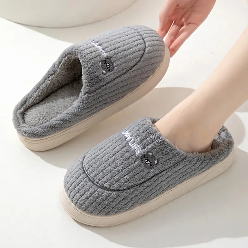 Men Grey Woolen Slippers for Home Indoor Use - Image 6