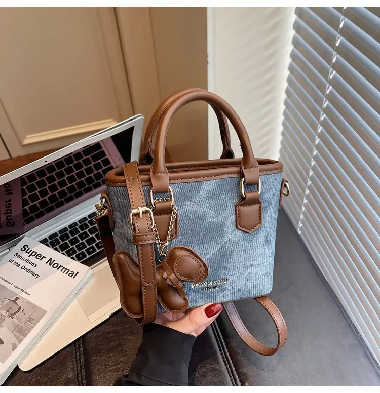 Women's One-Shoulder Luxury Handbag Brown Grey Textured Leather — feature 21