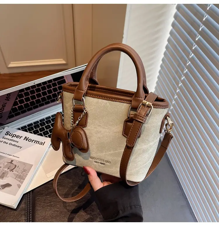 Women's One-Shoulder Luxury Handbag Brown Grey Textured Leather — feature 23