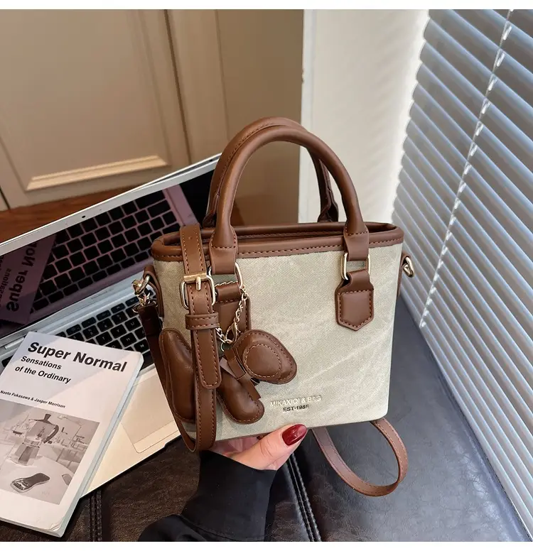 Women's One-Shoulder Luxury Handbag Brown Grey Textured Leather — feature 24