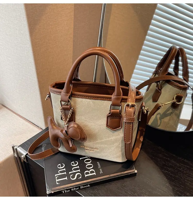 Women's One-Shoulder Luxury Handbag Brown Grey Textured Leather — feature 41