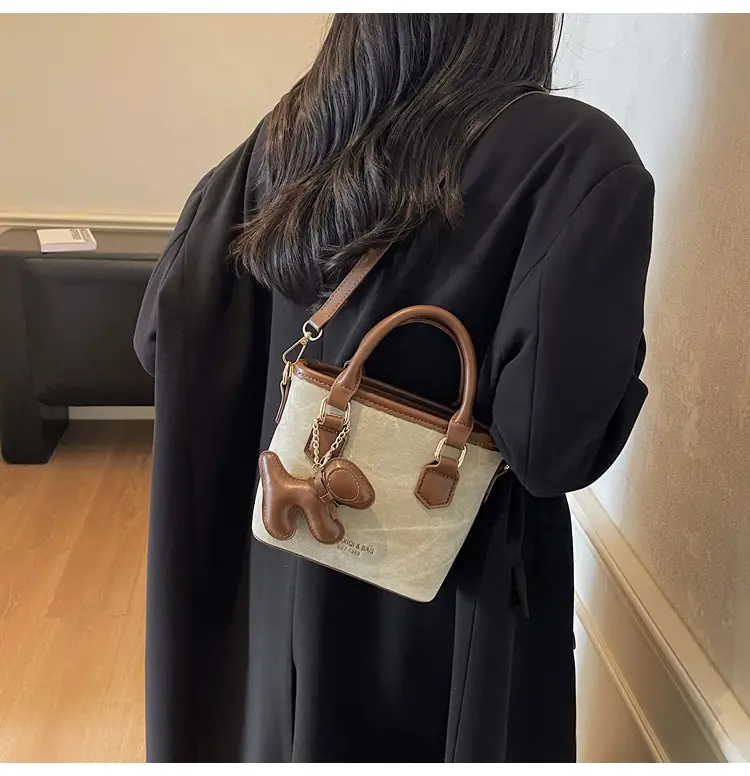 Women's One-Shoulder Luxury Handbag Brown Grey Textured Leather — feature 44