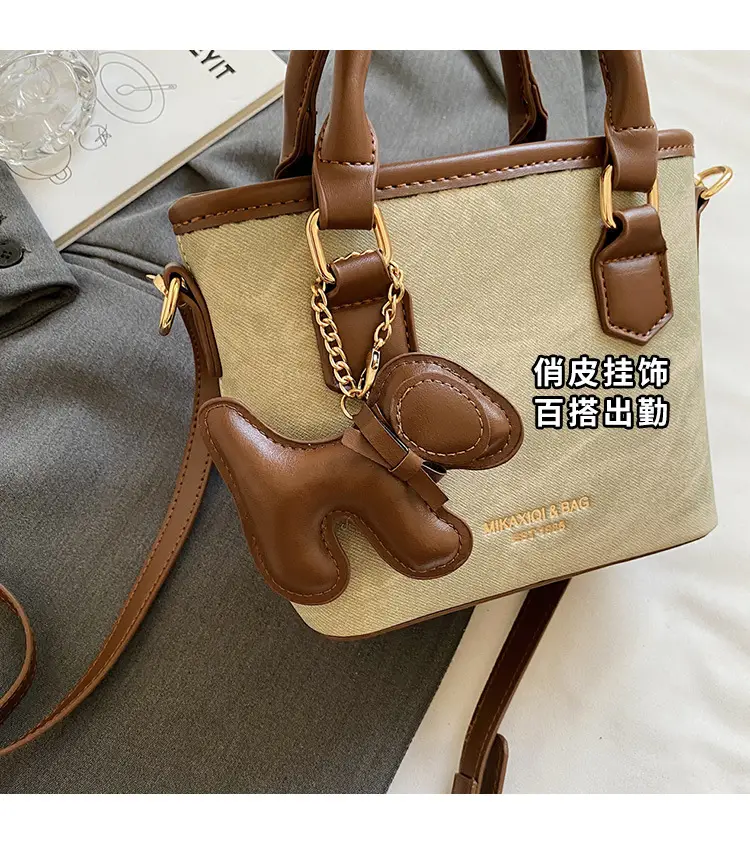 Women's One-Shoulder Luxury Handbag Brown Grey Textured Leather — feature 9