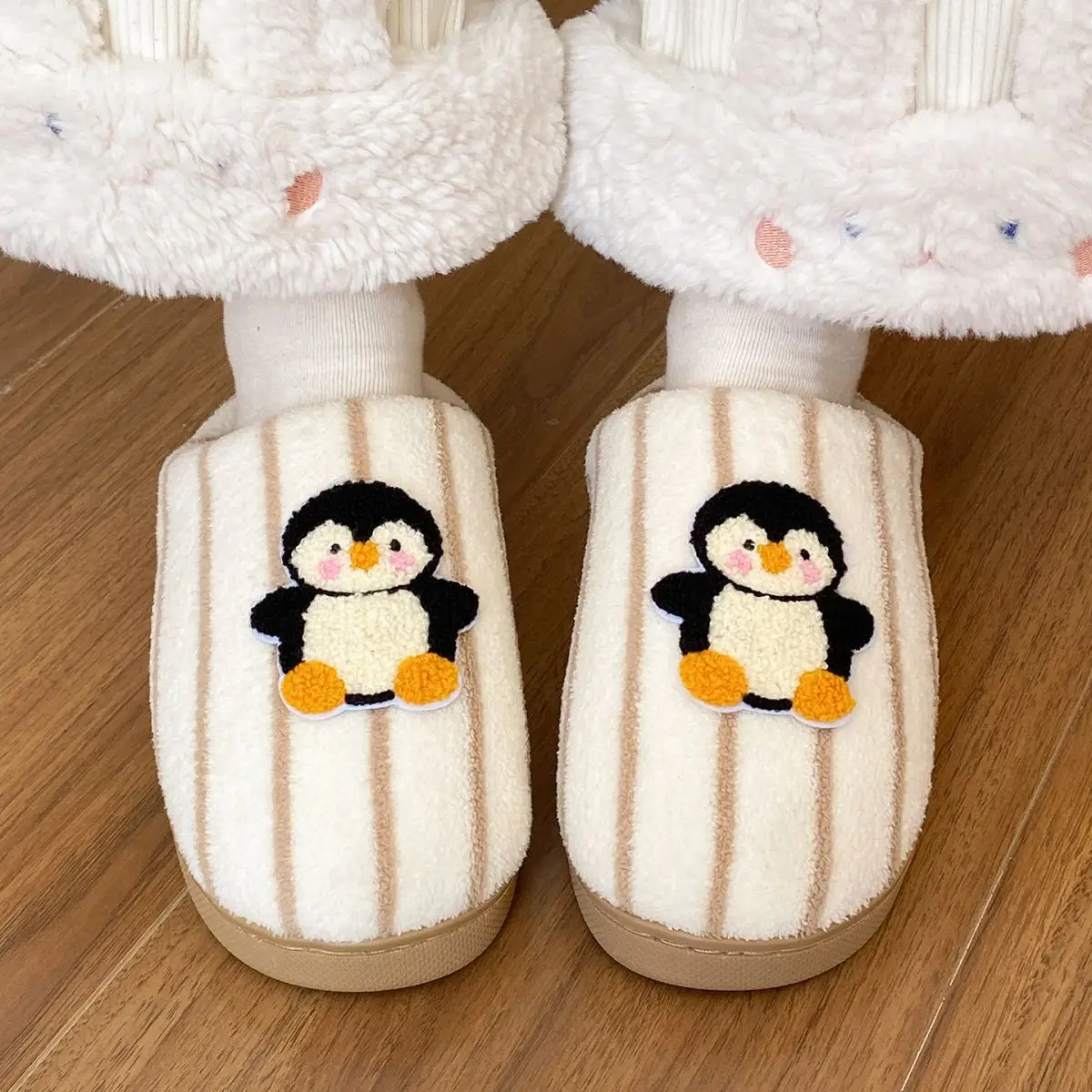 Cute Penguin Embroidered Cotton Slippers for Women — feature 17