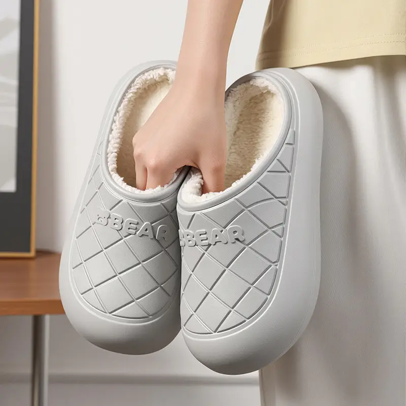 Cotton Slippers for Women, New Winter Style, Thick-Soled, Warm, Waterproof, Plush, Cartoon, Non-Slip, Home Cotton Slippers for Men