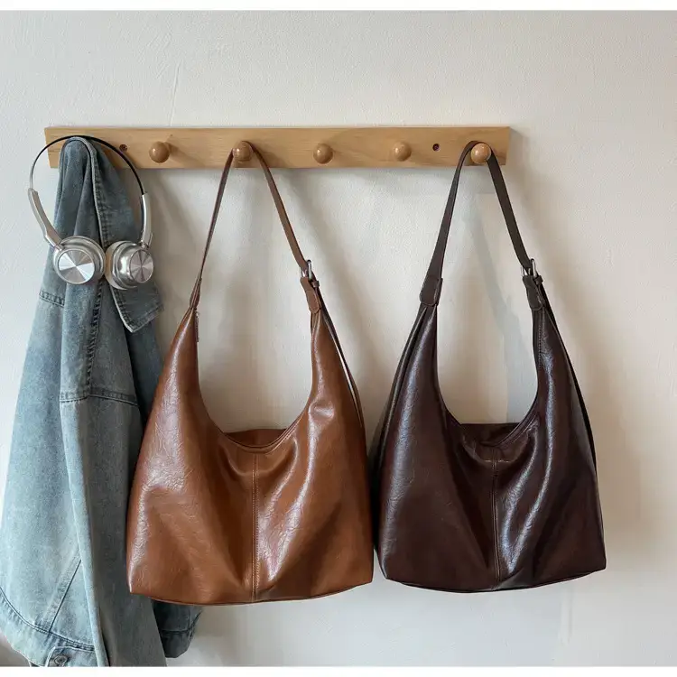 Brown Large Capacity Shoulder Bag for Women — feature 12