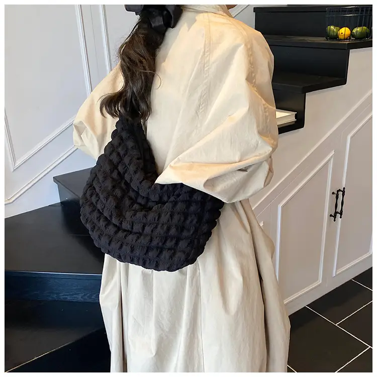 2025 Black High-End Crossbody Bag for Women — feature 20
