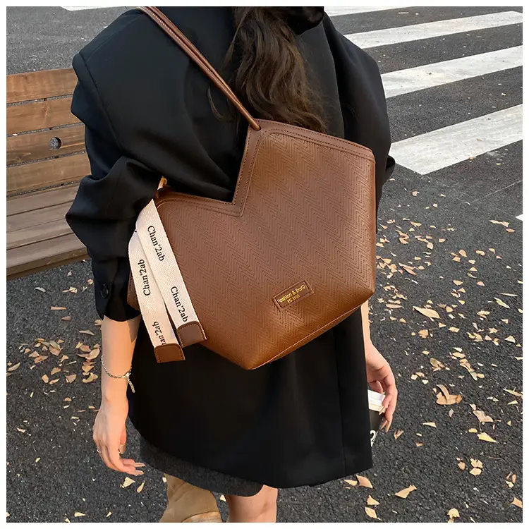 High-End Textured Shoulder Bag for Women Autumn Winter — feature 18