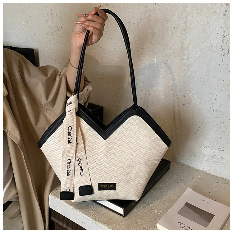 High-End Textured Shoulder Bag for Women Autumn Winter — feature 21