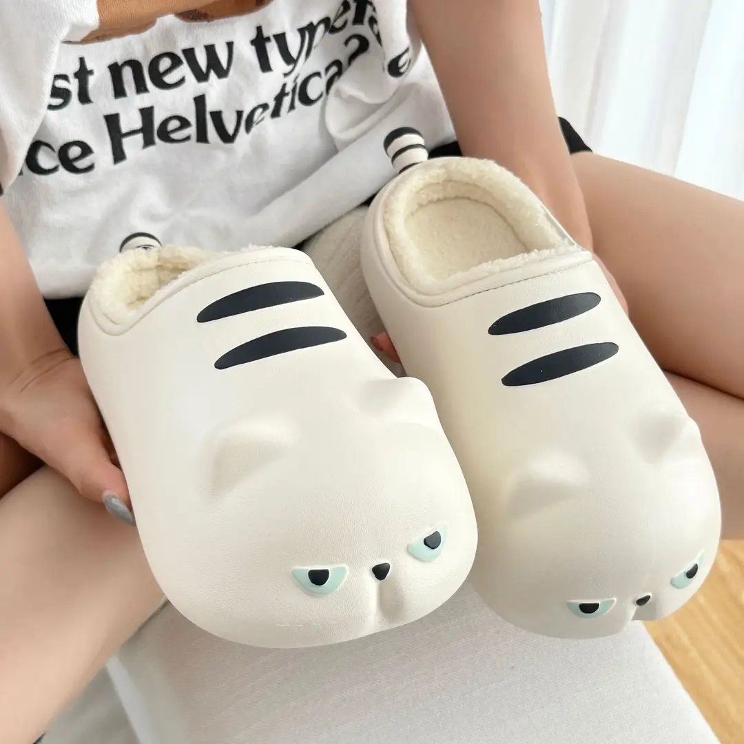 Cute Cartoon Soft-Soled Cat Cotton Slippers for Women to Wear Outside in Winter, Comfortable and Warm Cotton Shoes for Home, Non-Slip and Waterproof - Image 5