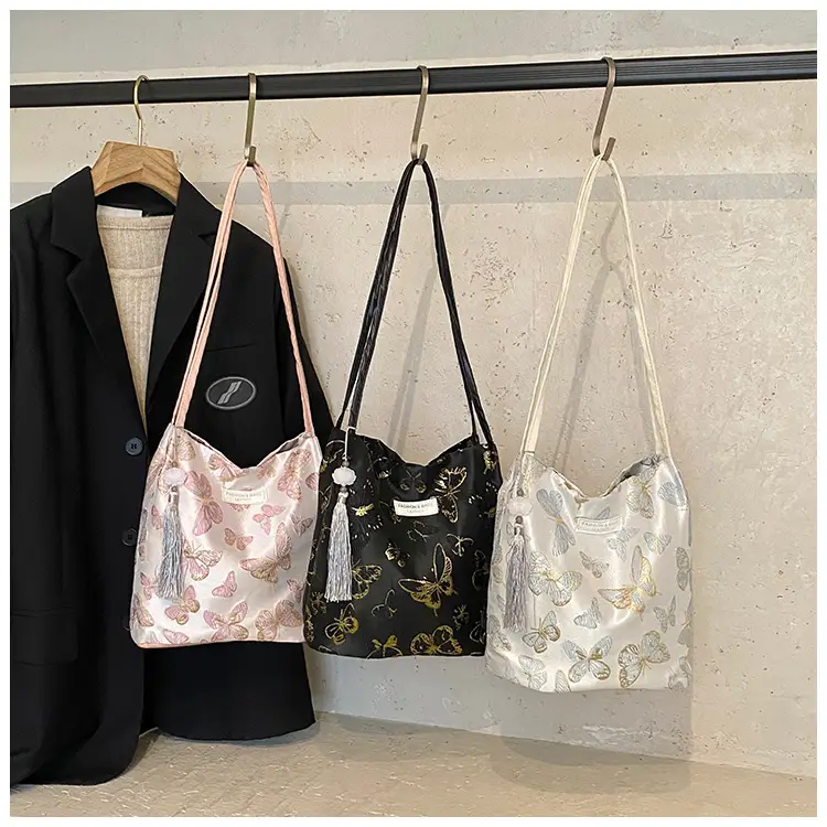 Women Embroidered Butterfly Shoulder Bag Large Capacity Summer Commute — feature 1